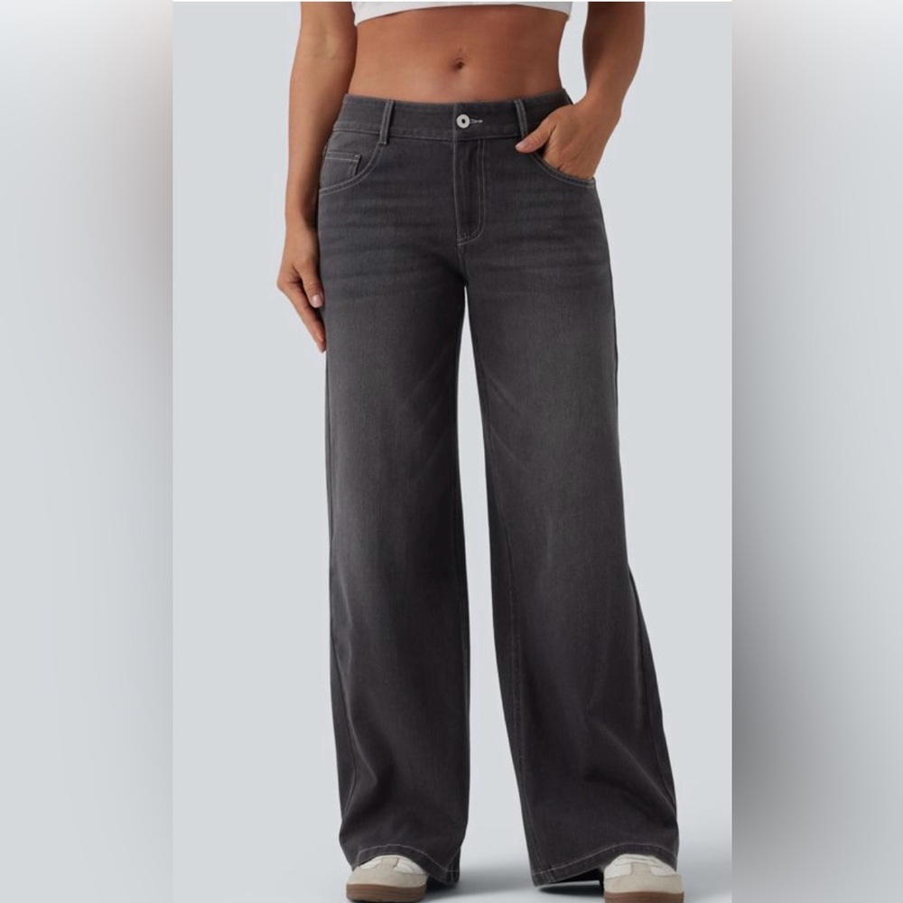 Low Rise Baggy Wide Leg Halara Flex Denim Jeans. New with tags. Women’s xs